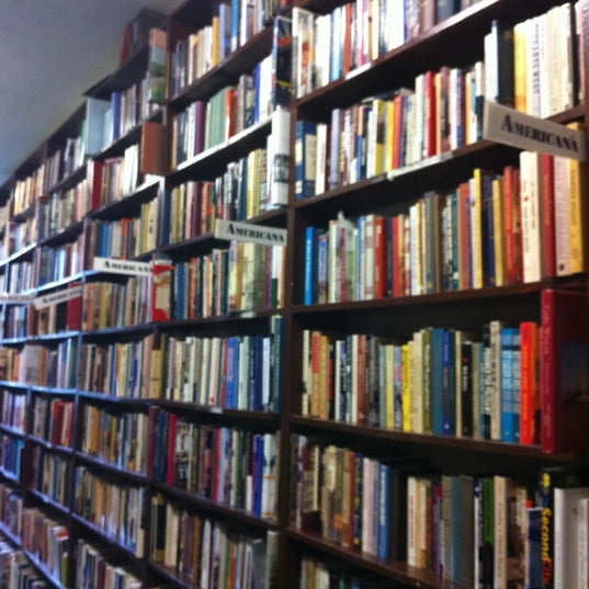 Powell's Bookstore Hyde Park Chicago, IL