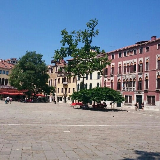 Where's Good? Holiday and vacation recommendations for Venice, Italy. What's good to see, when's good to go and how's best to get there.
