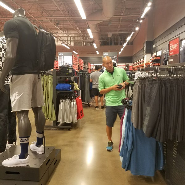 grapevine mills nike outlet