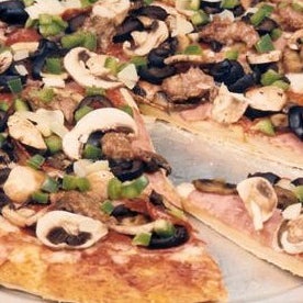Klon S Pizza Now Closed Place In Evergreen