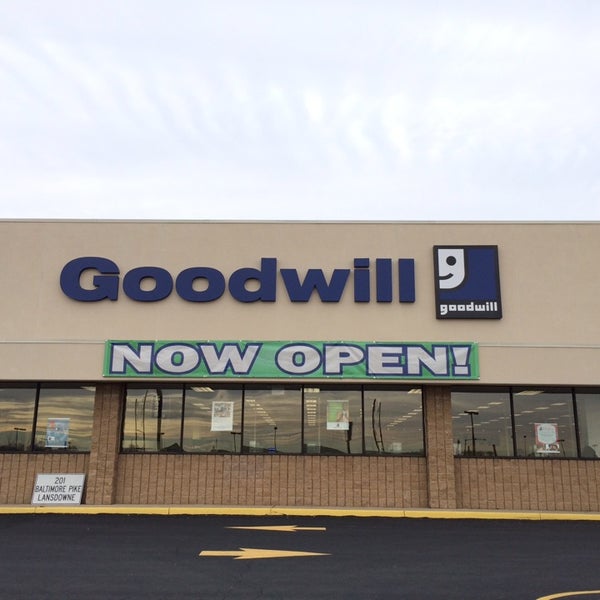 Goodwill Thrift / Vintage Store in Lansdowne