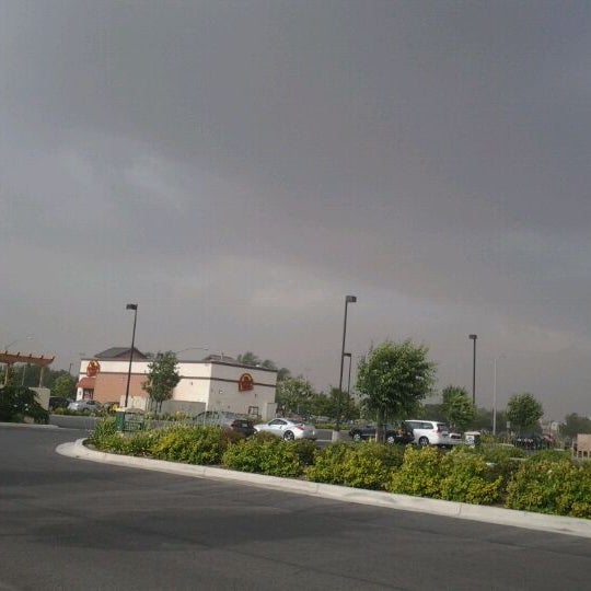 Walmart Supercenter Hanford, CA