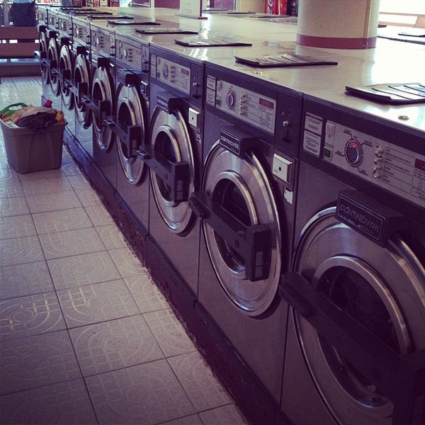Photos At Venice Beach Laundry Service In North Of Rose Photo Taken At Venice Beach Laundry By Brian On 8 27 2017