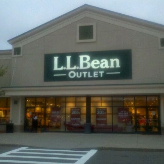 ll bean outlet stores in massachusetts