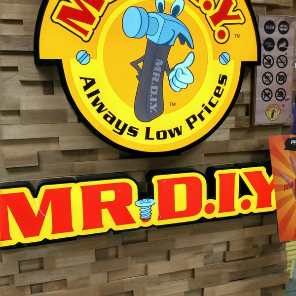  MR  DIY  Convenience Store  in Kuala Lumpur