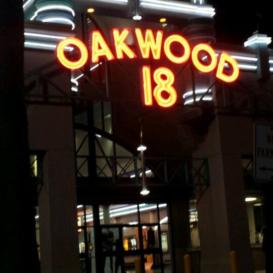 Regal Cinemas Oakwood 18 Movie Theater in Hollywood