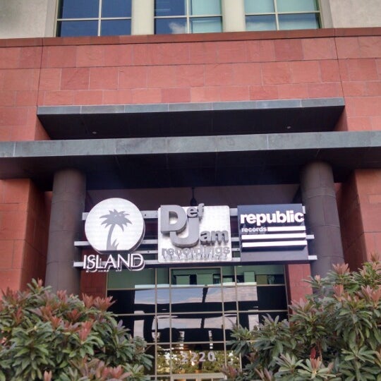 Island Def Jam Music Group West Los Angeles 73 visitors