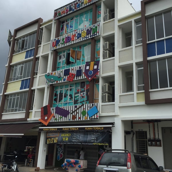 Rumah Terbalik Johor Bahru