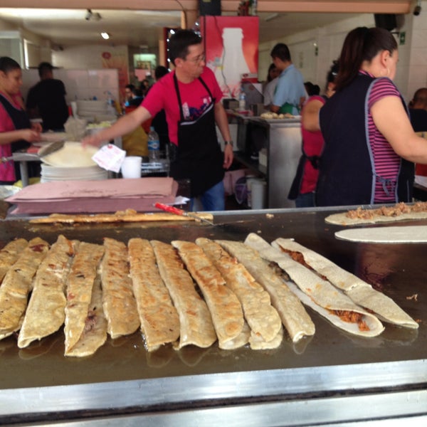 Los Machetes "Amparito" Guerrero 283 tips