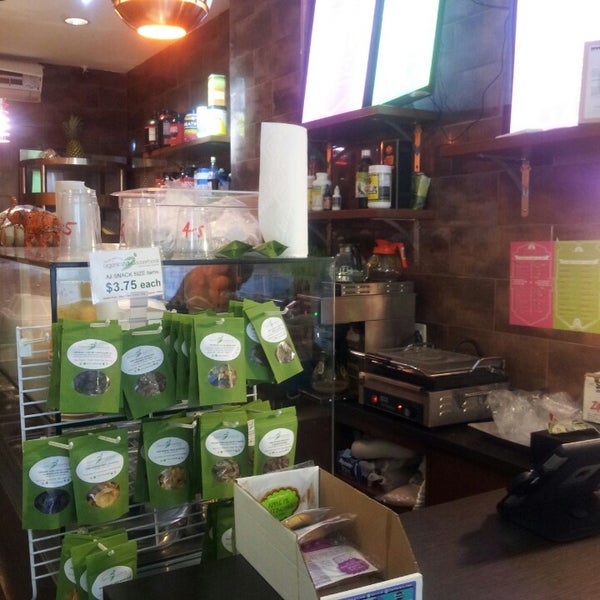 Oasis Juice Bar Morningside Heights 27 tips from 204 visitors