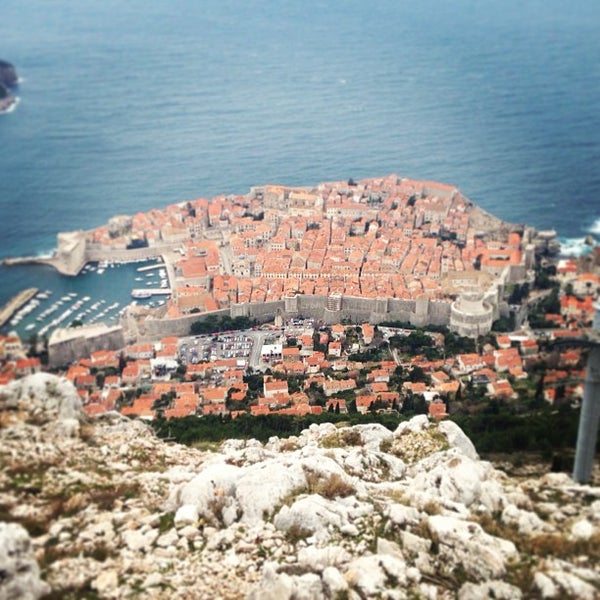 Where's Good? Holiday and vacation recommendations for Dubrovnik, Croacia. What's good to see, when's good to go and how's best to get there.