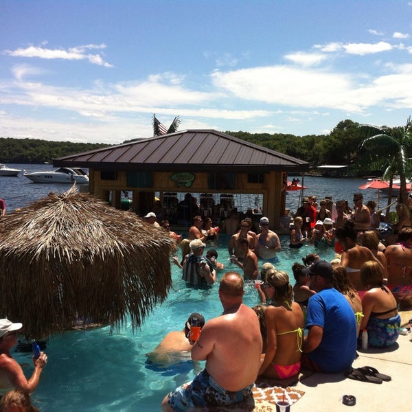 Coconuts American Restaurant