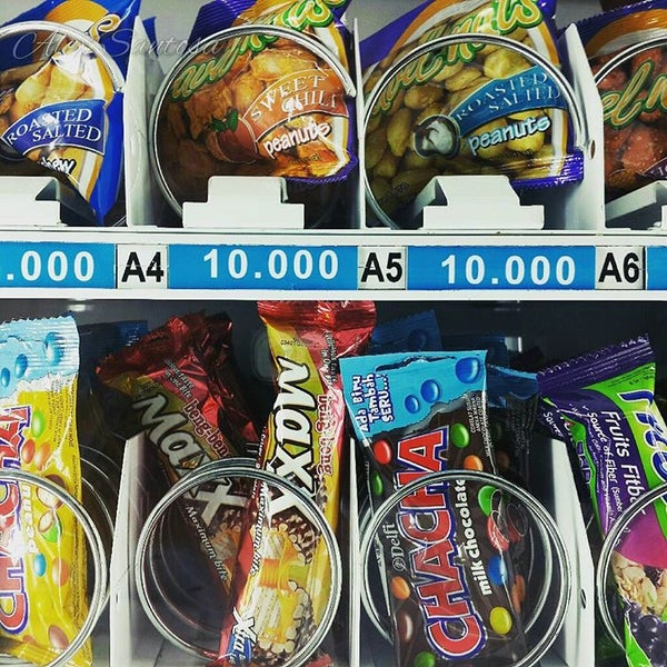 Holiday Inn Express Surabaya CenterPlaza - Kedungdoro 54-58