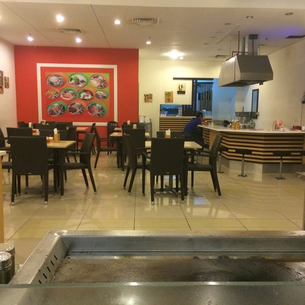 Photos At Kitchen Teppanyaki Now Closed Taman Danau Kota Not Alert Of New Customers At All They Do Is Playing With Their Phones