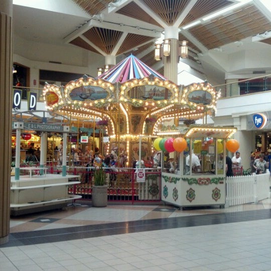 Stratford Square Mall - Bloomingdale, IL