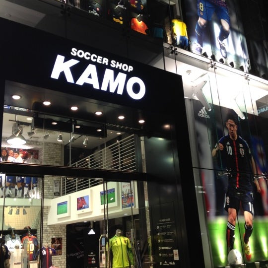 サッカーショップKAMO 原宿店 原宿 東京、東京都