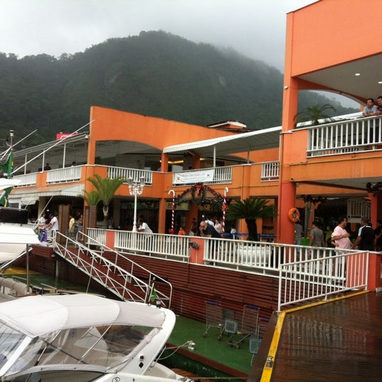 Shopping Piratas - Praia do Jardim - Angra dos Reis, RJ