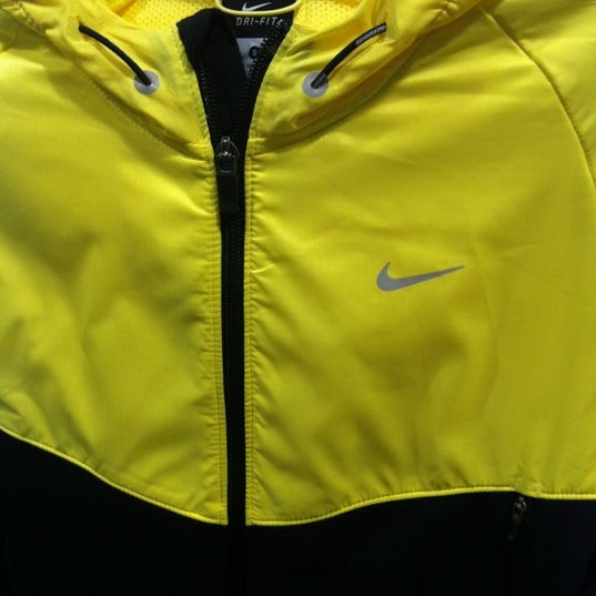 how much cheaper is the nike factory store