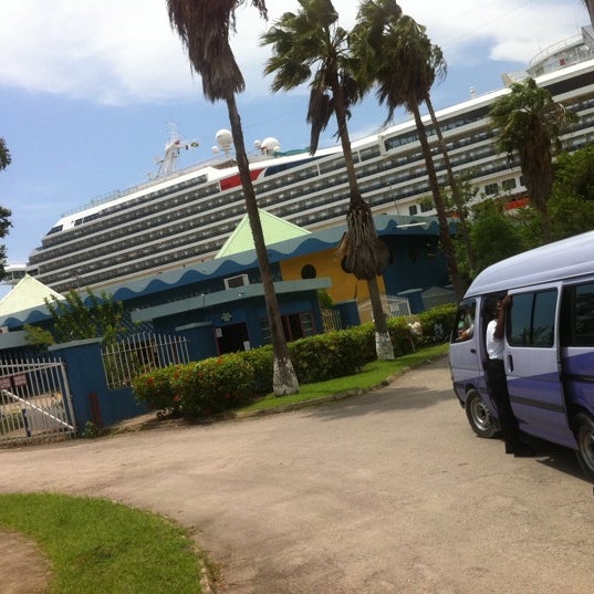 Montego Bay Freeport Shopping Center Shopping Mall in Montego Bay