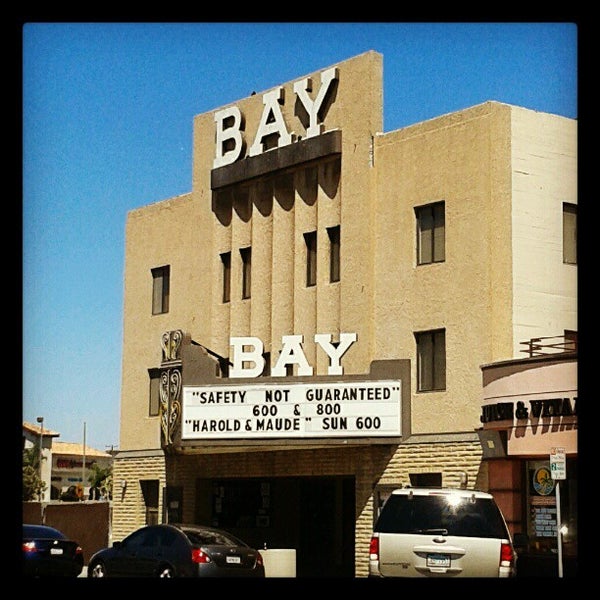 Main Street in Seal Beach Road