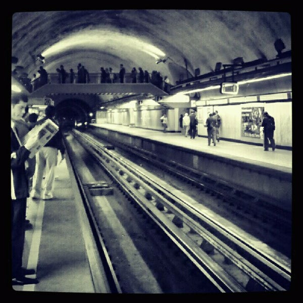 Metro Barranca del Muerto Estación de metro en Mexico City Metro Barranca del Muerto Estación de metro en Mexico City