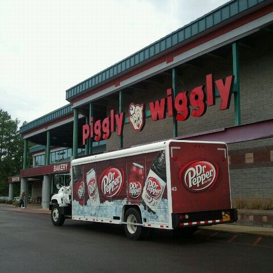 Piggly Wiggly (Now Closed) Supermarket