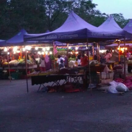 Pasar Tani Stadium Shah Alam - Shah Alam, Selangor