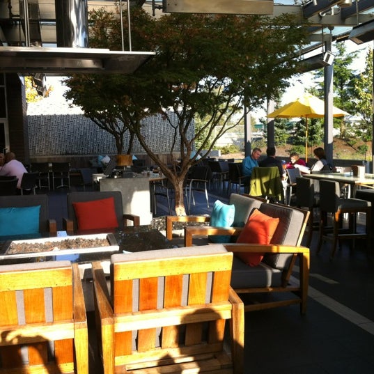 Cactus Club Cafe - South Surrey - 15079 32 Ave