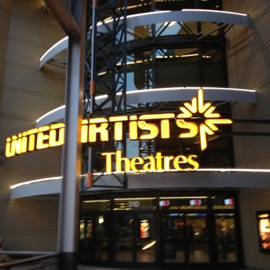 United Artists Denver Pavilions 15 Movie Theater in