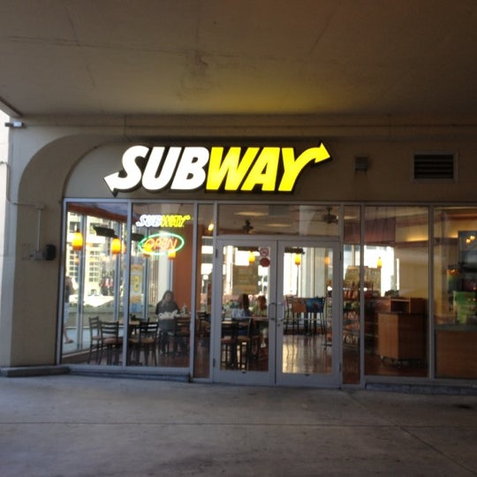 Subway Sandwich Place in Chicago