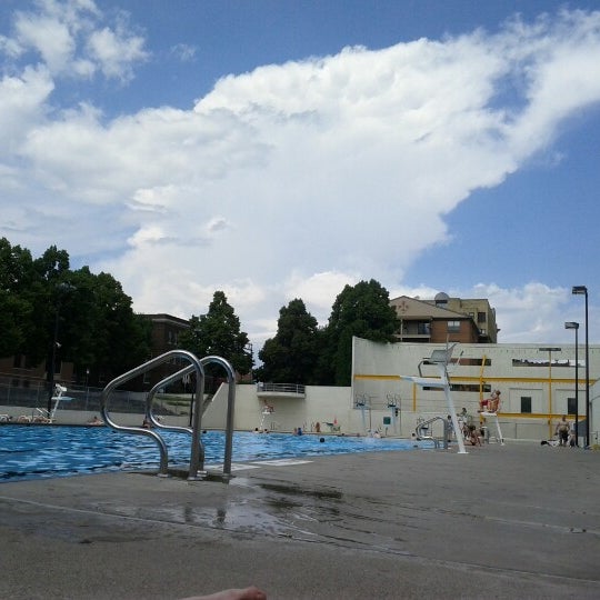Island Park Pool Pool in Downtown Fargo