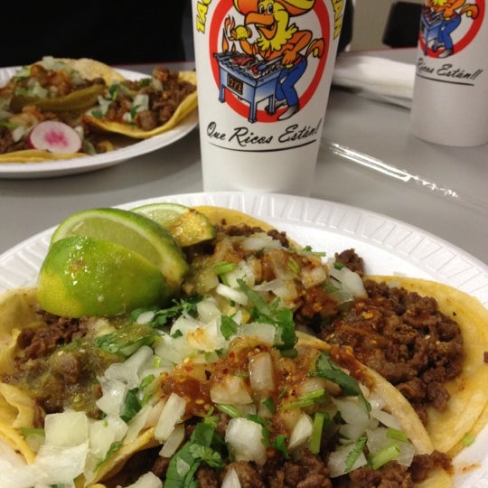 Tacos El Gavilan Mexican Restaurant in Downey