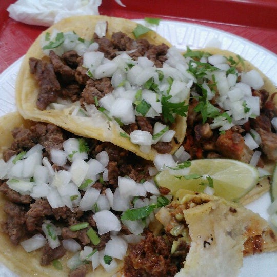 Tacos El Gavilan South LA Los Angeles, CA