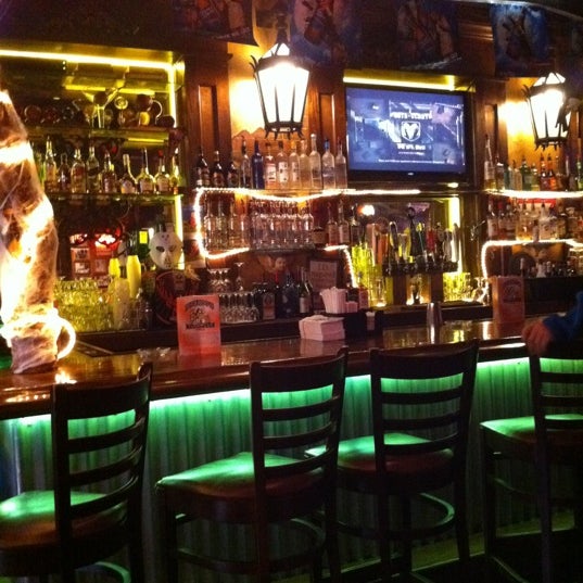 Macado's Restaurant & Bar Downtown Roanoke 23 tips