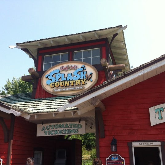 Dollywood Splash Country Water Park