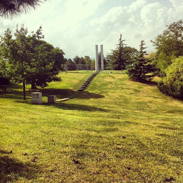 Parc du Creux de l'Enfer - Park