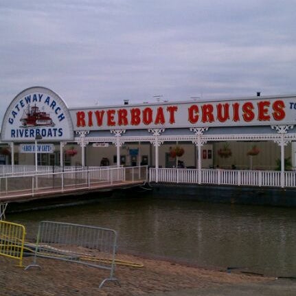 Gateway Arch Riverboat Cruises - Pier in Saint Louis