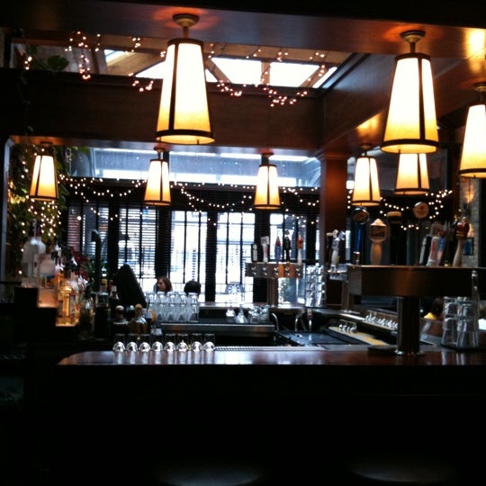 Logan Bar & Grill Logan Square 72 tips