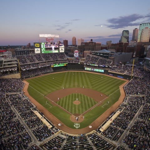 Target Field - North Loop - 377 tips