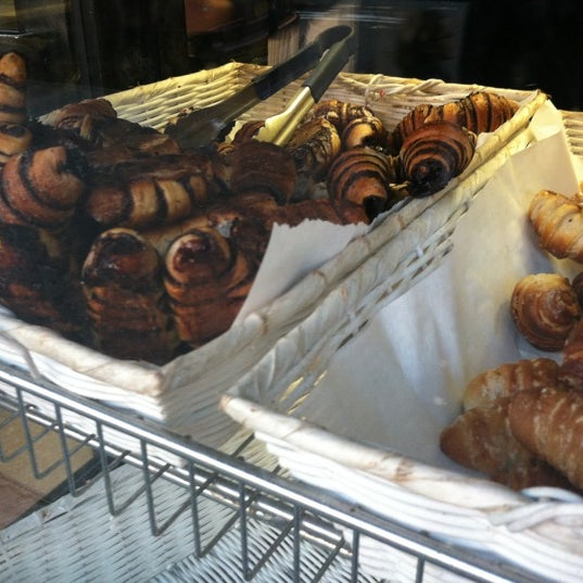 Oneg Heimishe Bakery Williamsburg 188 Lee Ave