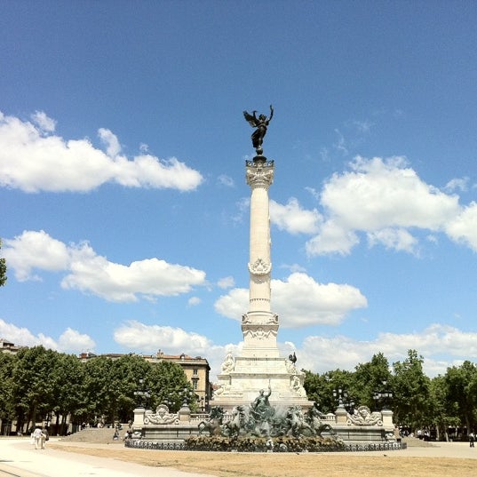 Where's Good? Holiday and vacation recommendations for Bordeaux, France. What's good to see, when's good to go and how's best to get there.