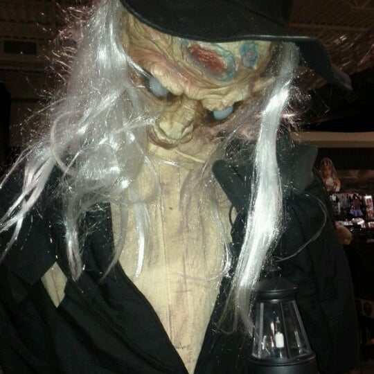 spirit halloween now closed clayton park west halifax ns