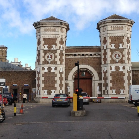 HMP Wormwood Scrubs East Acton 3 Tips From 315 Visitors   NZg 0eGu9pJlwI65RNz3z8An1MEo6 KpXIYWN27IkUw 