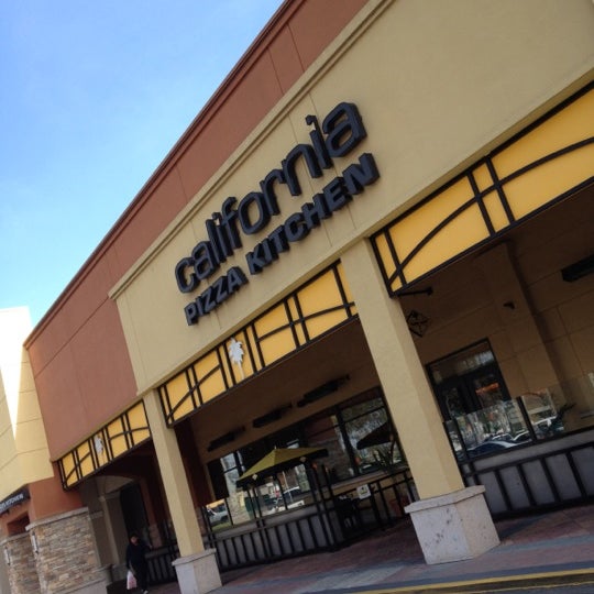 California Pizza Kitchen Place