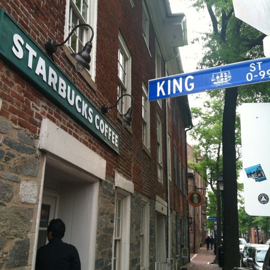 Starbucks Coffee Shop in Alexandria