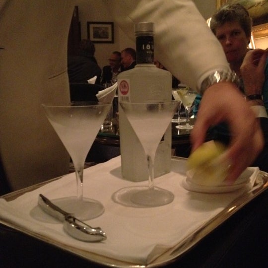 Dukes Bar Green Park 44 tips