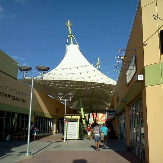 The Outlet Shoppes at Oklahoma City Central Oklahoma City 7624 W