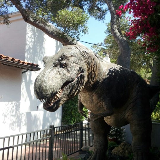 santa barbara natural history museum dinosaur exhibit