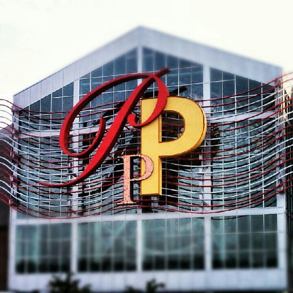 Palisades Center Mall 140 tips