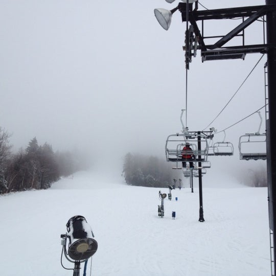 Crotched Mountain Ski and Ride - Ski Area in Bennington